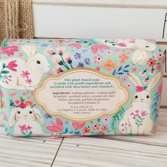 Mia & Co. Easter Luxury Soap Bar Large, Fresh Lavender W/Shea Butter NWT - Picture 2 of 3